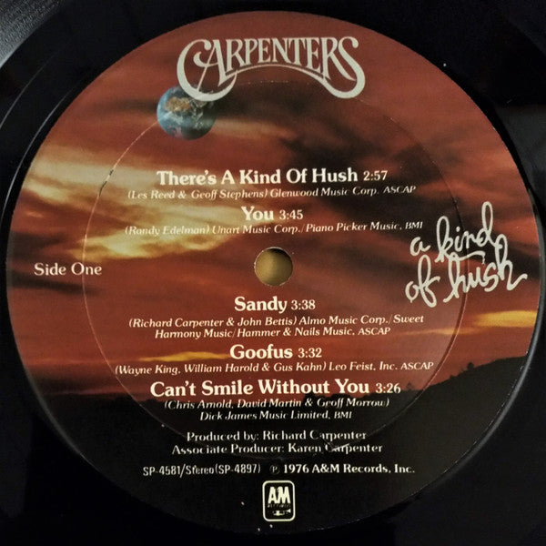 Carpenters : A Kind Of Hush (LP, Album, Mon)