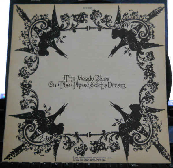 The Moody Blues : On The Threshold Of A Dream (LP, Album, Ter)