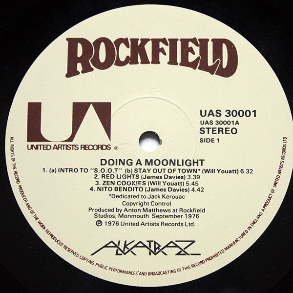 Alkatraz (5) : Doing A Moonlight (LP, Album)