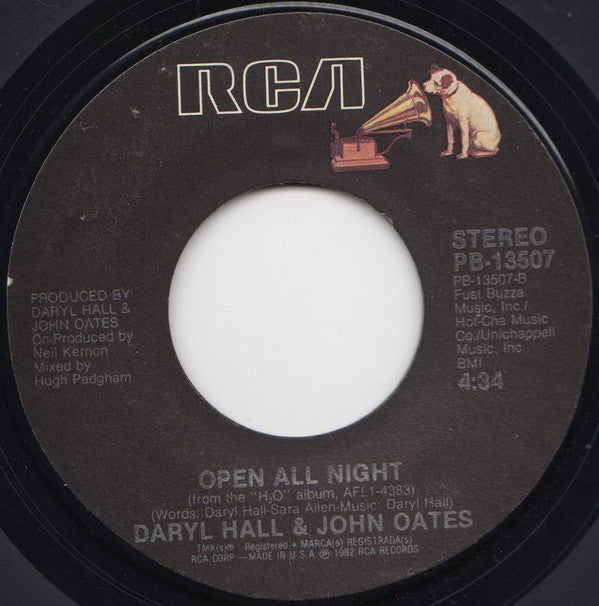 Daryl Hall & John Oates : Family Man (7", Single, Styrene, Ind)