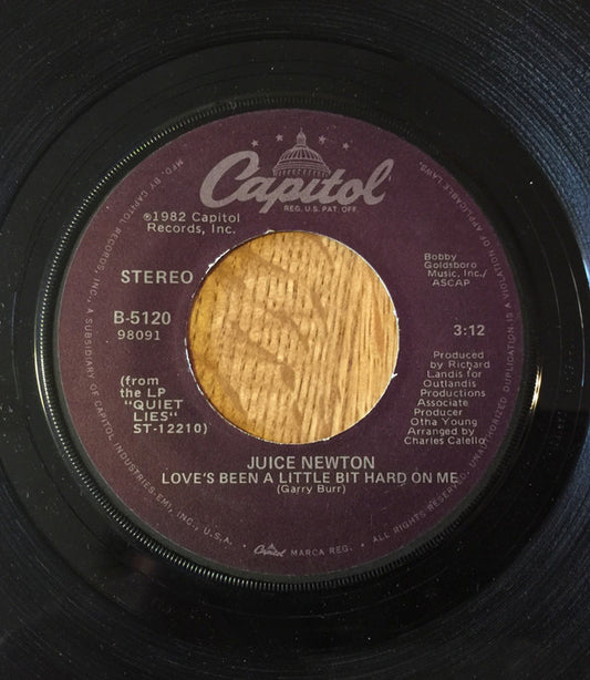Juice Newton : Love’s Been A Little Bit Hard On Me (7", Single, Los)