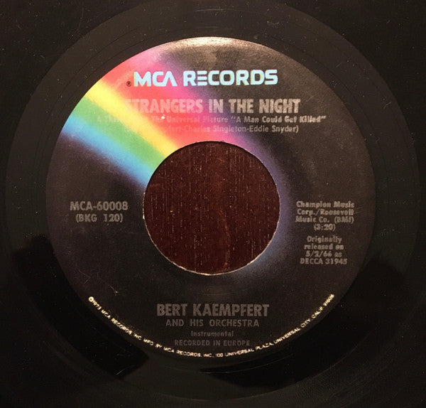 Bert Kaempfert And His Orchestra* : Wonderland By Night / Strangers In The Night (7", Single)