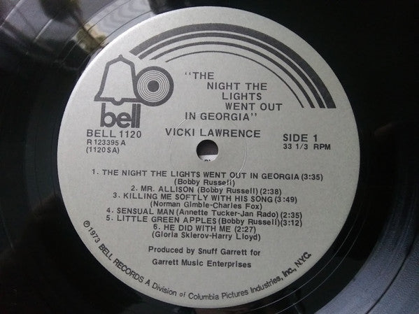 Vicki Lawrence : The Night The Lights Went Out In Georgia (LP, Album, Club)