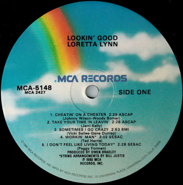 Loretta Lynn : Lookin' Good (LP, Album, Glo)