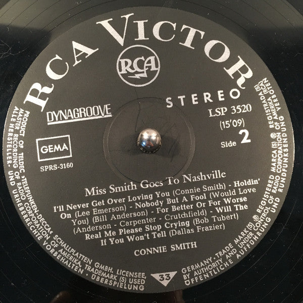 Connie Smith : Miss Smith Goes To Nashville (LP, Album)