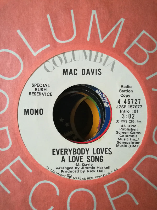 Mac Davis : Everybody Loves A Love Song (7", Promo)
