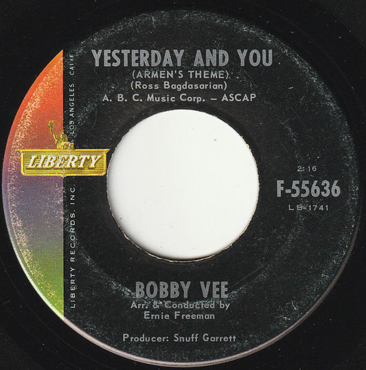 Bobby Vee : Yesterday And You (Armen's Theme) / Never Love A Robin (7", Ind)