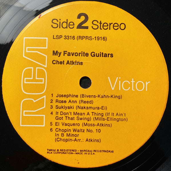 Chet Atkins : My Favorite Guitars (LP, RP, Roc)