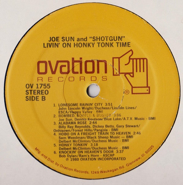 Joe Sun With Shotgun (16) : Livin' On Honky Tonk Time (LP, Album)