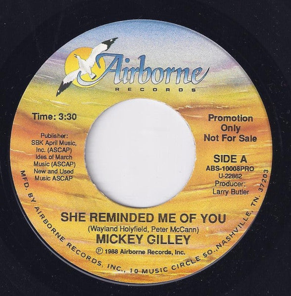Mickey Gilley : She Reminded Me Of You (7", Promo)