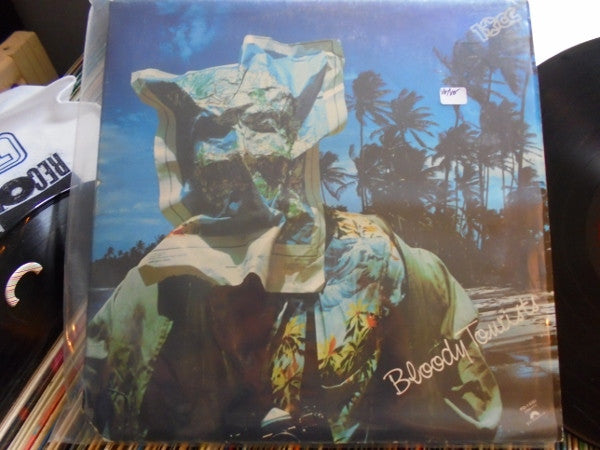 10cc : Bloody Tourists (LP, Album, Pin)