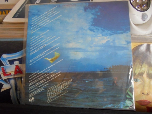 10cc : Bloody Tourists (LP, Album, Pin)