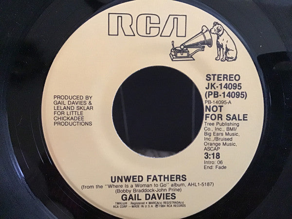 Gail Davies : Unwed Fathers (7", Single, Promo)