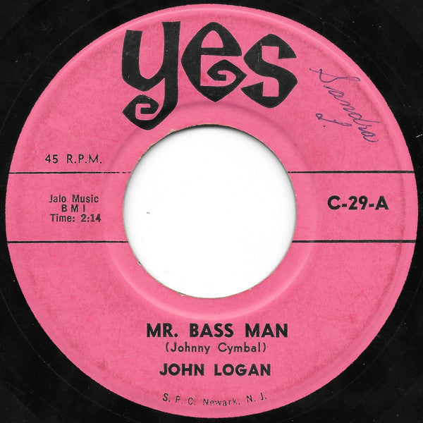 John Logan (8) / A. Starr : Mr. Bass Man / Crying In The Chapel (7", Single)