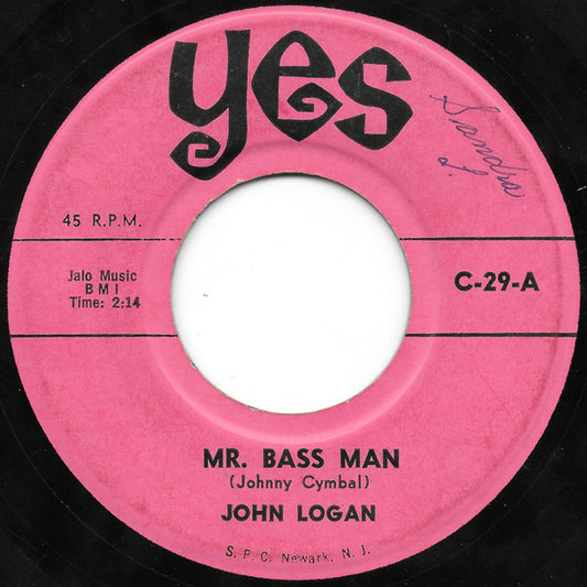 John Logan (8) / A. Starr : Mr. Bass Man / Crying In The Chapel (7", Single)