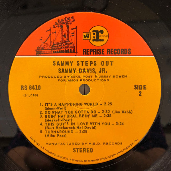 Sammy Davis Jr. : Sammy Steps Out (LP, Album)