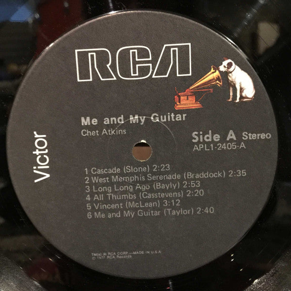 Chet Atkins : Me And My Guitar (M) – Square Cat Vinyl
